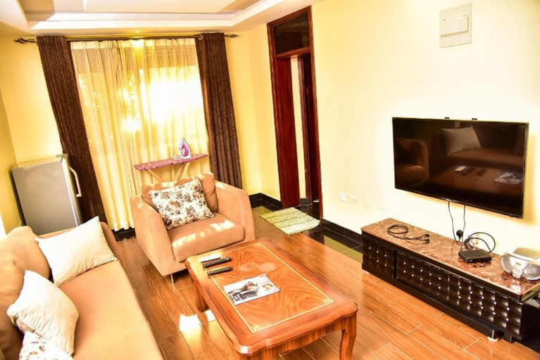 Others 5, Four Vins Hotel & Apartments, Jinja
