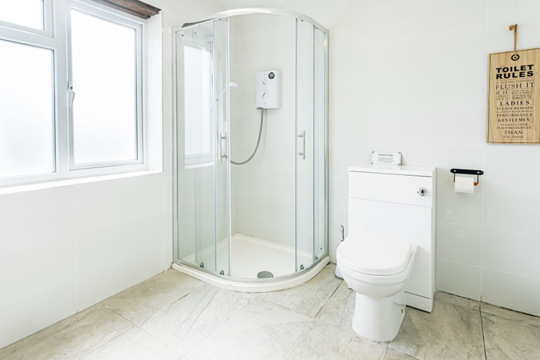 Bathroom 3, Eastwood Lodge, Suffolk