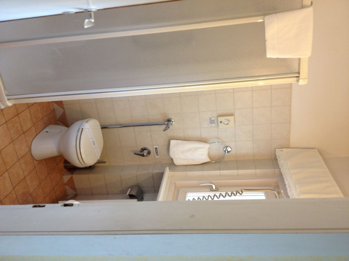 Bathroom 5, Hotel Meublé Villa Neve, Belluno