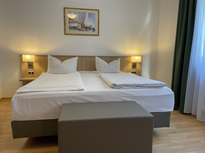 Bedroom 3, Hotel Hafner, Stuttgart