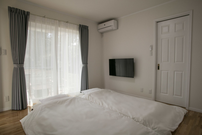 Bedroom 2, Cottage Yushin, Fujikawaguchiko