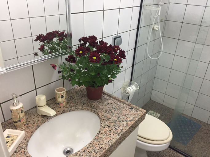 Bathroom 3, Apartamento mobiliado pertinho beira mar, Fortaleza