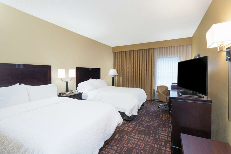 Bedroom 3, Hampton Inn Corydon, Harrison