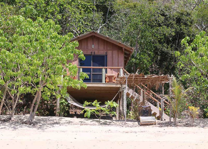 Exterior & Views 2, Mantaray Island Resort, Ba