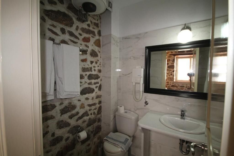 Bathroom 5, Alexandra Guesthouse, Attica