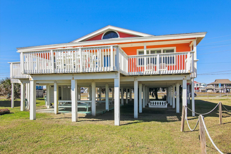 Exterior & Views 1, Beachfront Beauty, Galveston