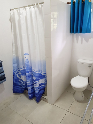 Bathroom 3, Chepsted Chalets