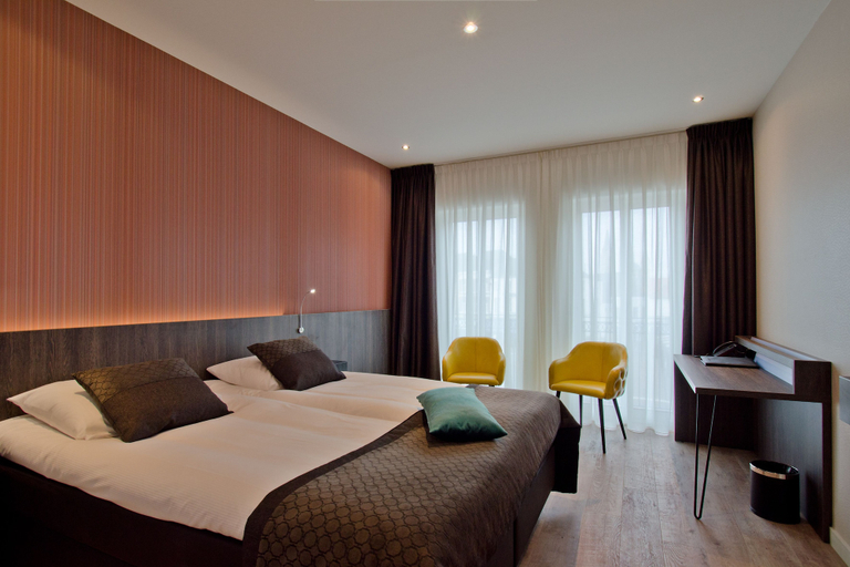 Bedroom 3, Hotel Roermond, Roermond