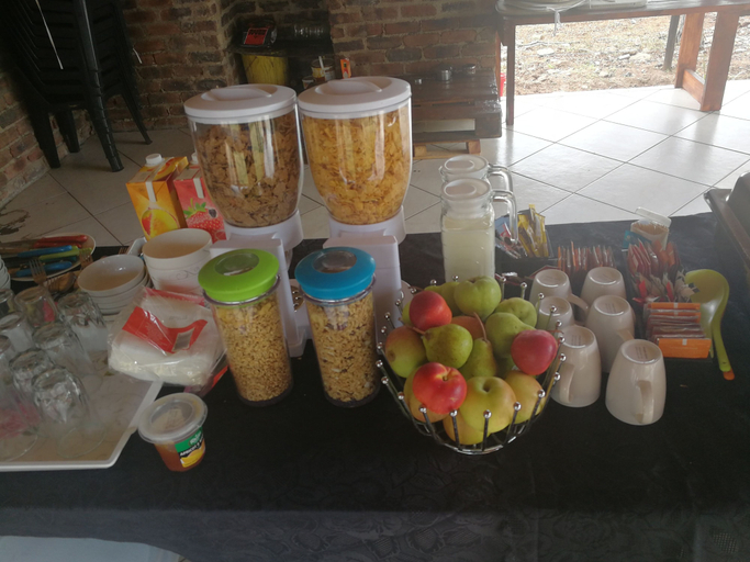 Food & Drinks 5, The Daniel'lo Mdaka Holiday Residence, Ehlanzeni
