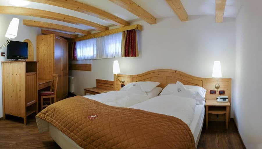 Bedroom 2, Alpino Al Cavalletto, Trento