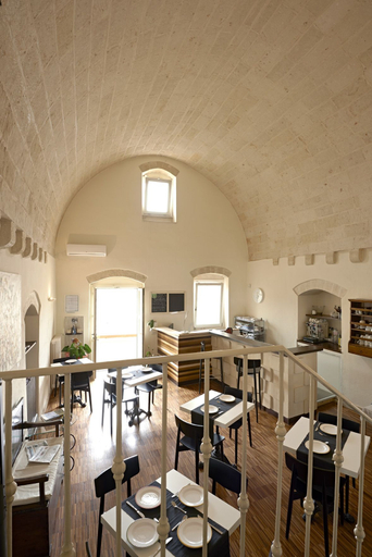 Food & Drinks 5, Fra i Sassi - Residence, Matera