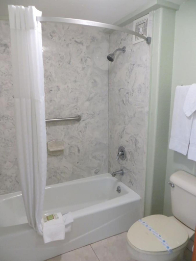 Bathroom 4, Super 8 by Wyndham South Padre Island, Cameron