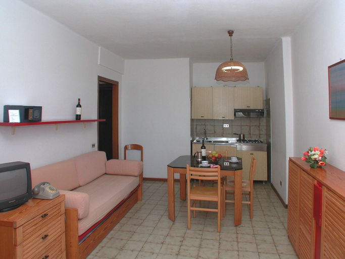 Bedroom 3, Residence Stella Maris, Savona
