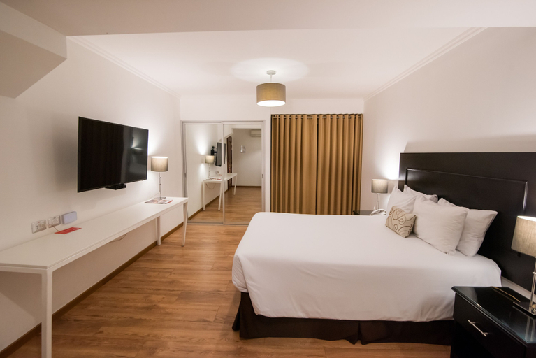 Bedroom 2, El Polo Hotel & Suites, Lima