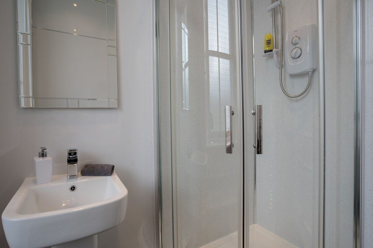 Bathroom 4, Kingsley Edinburgh, Edinburgh