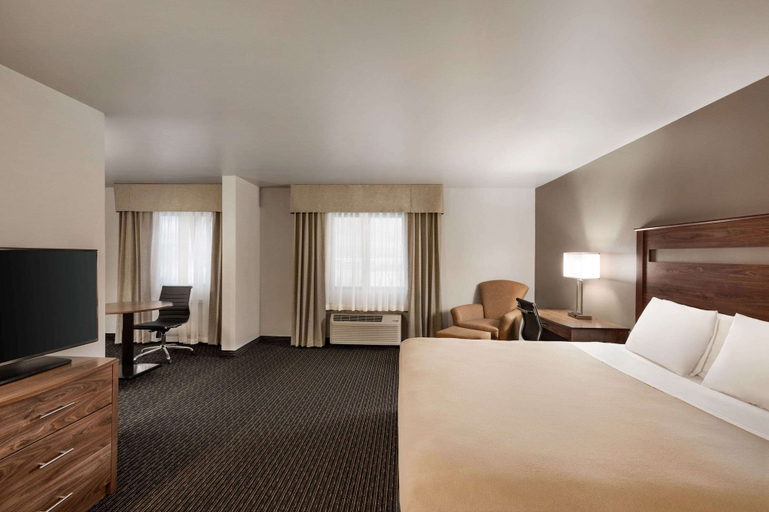 Bedroom 3, Baymont by Wyndham Buffalo, Erie