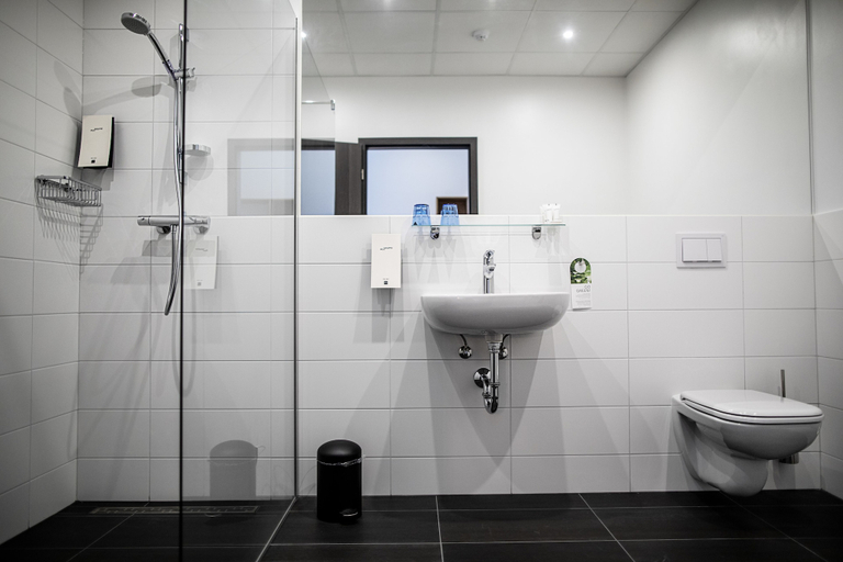 Bathroom 5, 201 Hotel, Garðabær