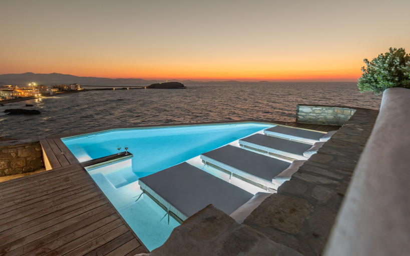Sport & Beauty 3, Iliada Suites - Adults only, South Aegean