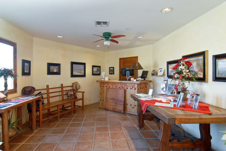 Food & Drinks 5, Borrego Valley Inn, San Diego