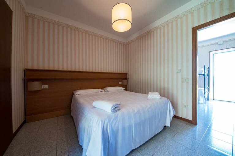 Bedroom 2, Country House San Potente, Perugia