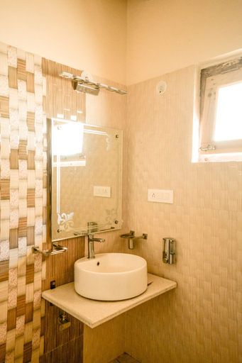 Bathroom 4, Oak Climbing Resort, Nainital