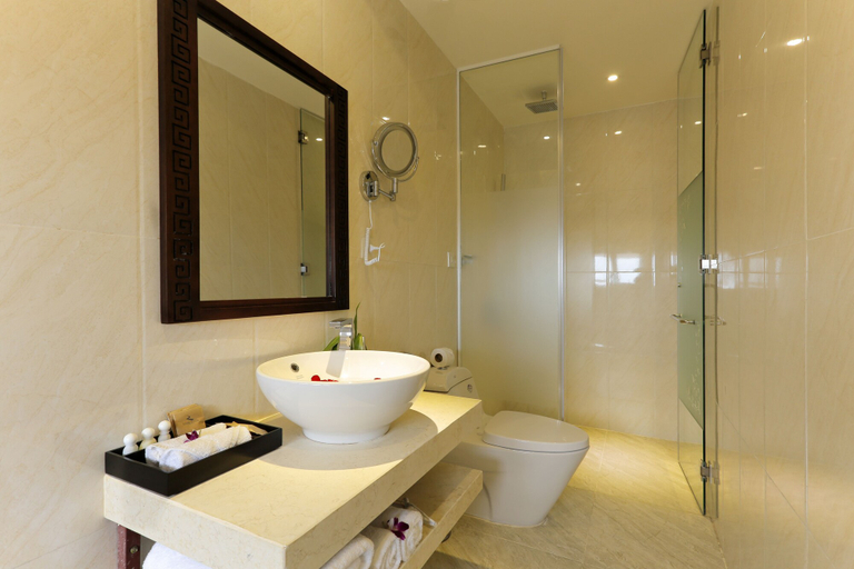 Bathroom 4, River Suites Hoi An Hotel, Da Nang