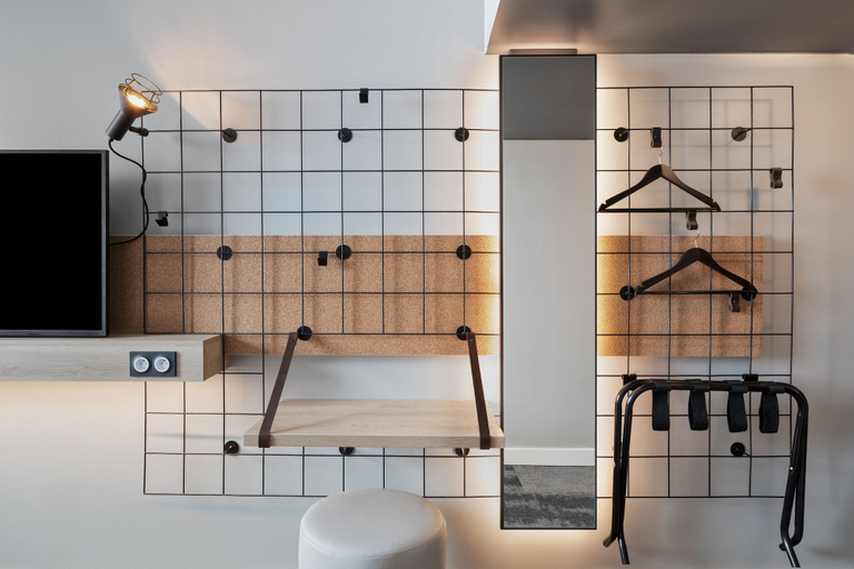 Bathroom 3, Moxy Amiens, Somme