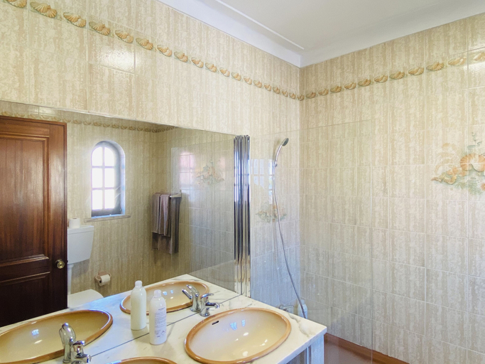 Bathroom 4, Azinheira CIP, Albufeira