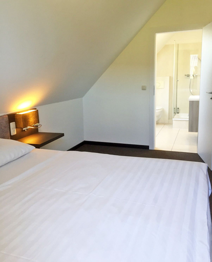 Bedroom 4, Van der Valk Resort Linstow, Rostock