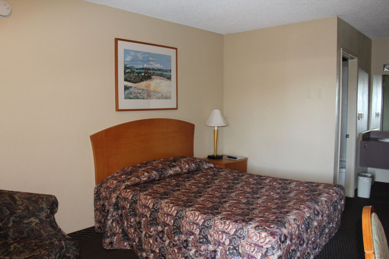 Bedroom 3, Cedars Inn Lewiston, Nez Perce