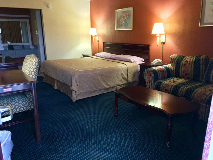 Executive Inn, Miller