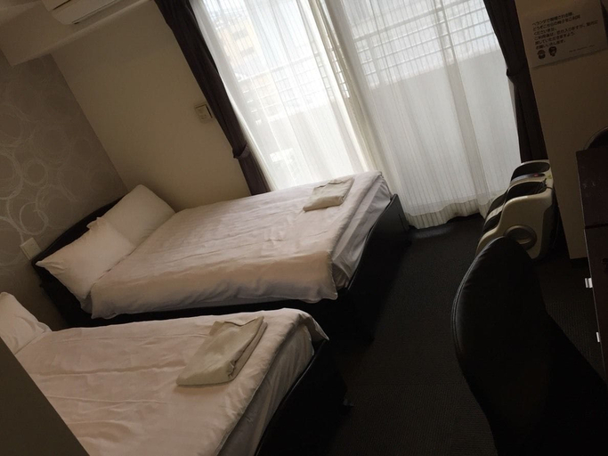 Bedroom 3, Omura Station Hotel, Ōmura