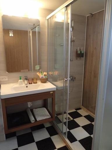 Bathroom 3, Anping Kensington Hotel, Tainan