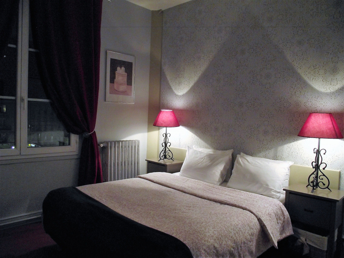 Bedroom 4, Hotel Mondial, Indre-et-Loire