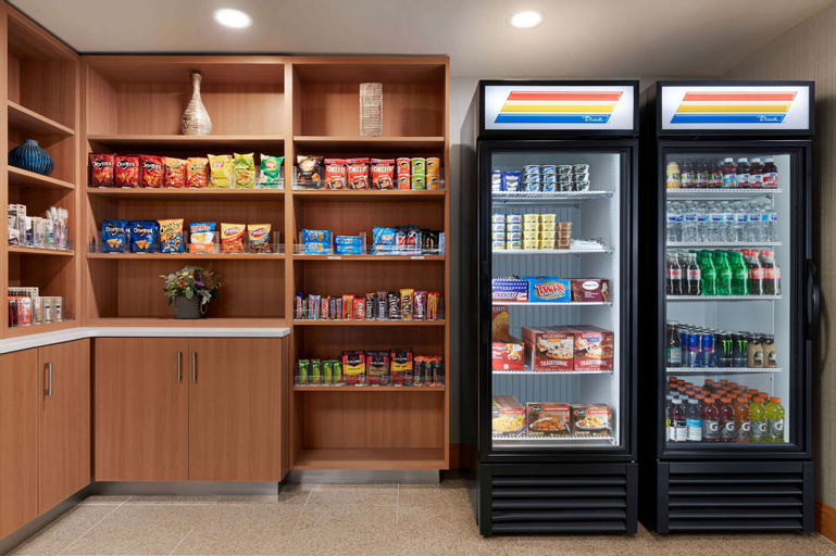 Food & Drinks 5, Wingate by Wyndham - Wilmington, New Hanover