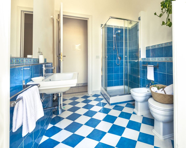 Bathroom 5, Monart Hospitality Cavour, Napoli