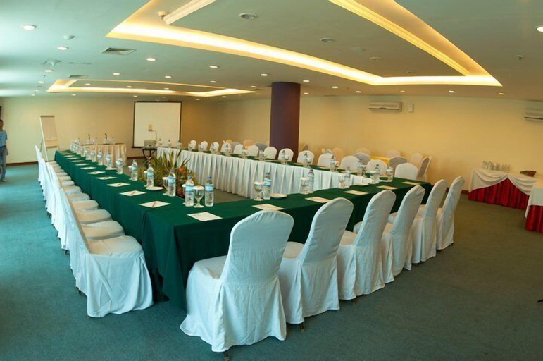 Business Facilities 26