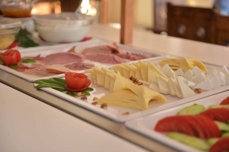 Food & Drinks 5, Georgia's Garden by Omilos Hotels, Crete