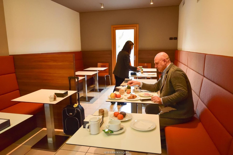 Food & Drinks 5, Quo Vadis, Udine