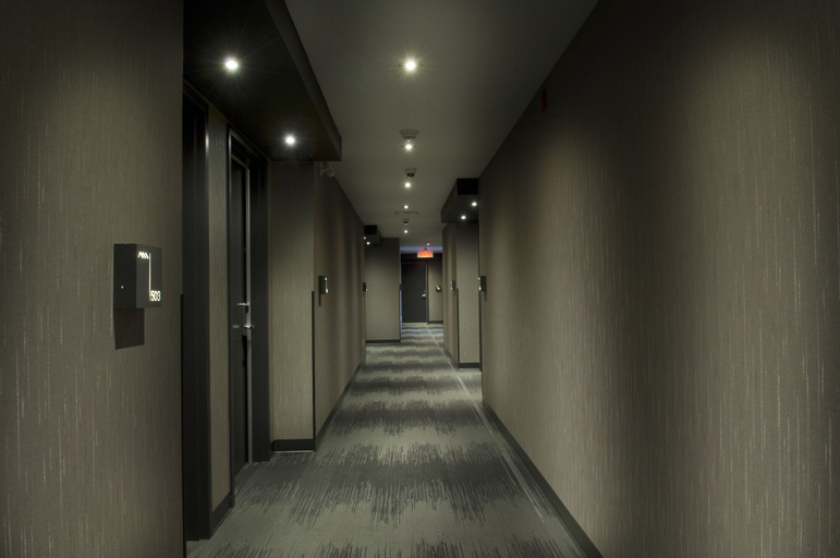 Motel Ideal, Laval