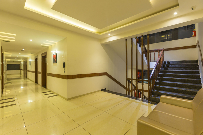 Others 5, Grand Plaza Suites, Kozhikode