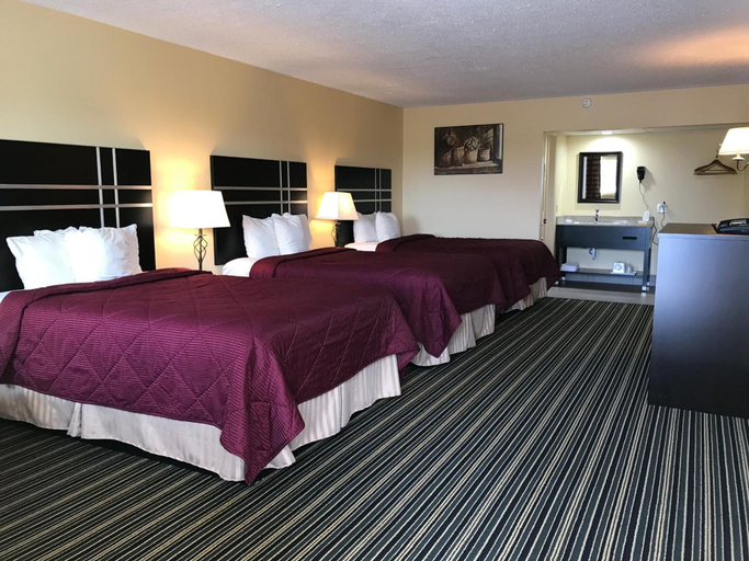 Bedroom 3, Soudersburg Motel, Lancaster