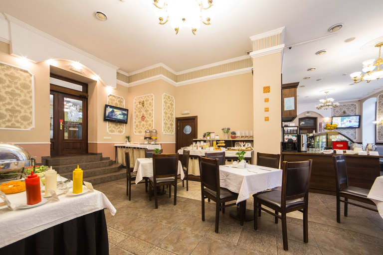 Food & Drinks 4, Optima Dworzec Lviv, L'vivs'ka