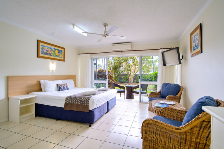 Bedroom 3, Cairns Queenslander Hotel & Apartments, Cairns