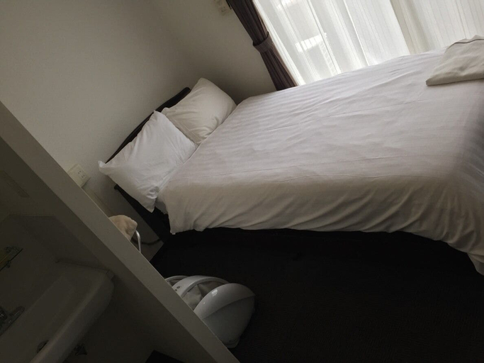 Bedroom 3, Omura Station Hotel, Ōmura