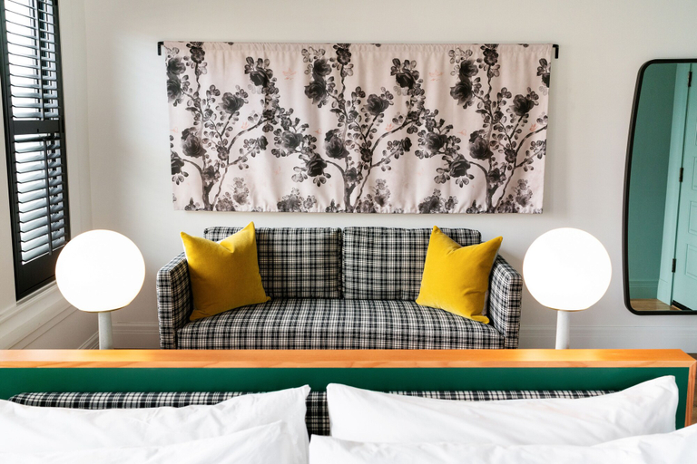Bedroom 3, Hotel Grand Stark, Multnomah
