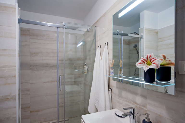 Bathroom 3, Apartment Anastasia, Rovinj