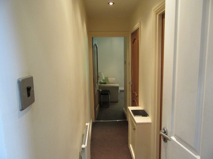 Others 4, No 7, Sefton