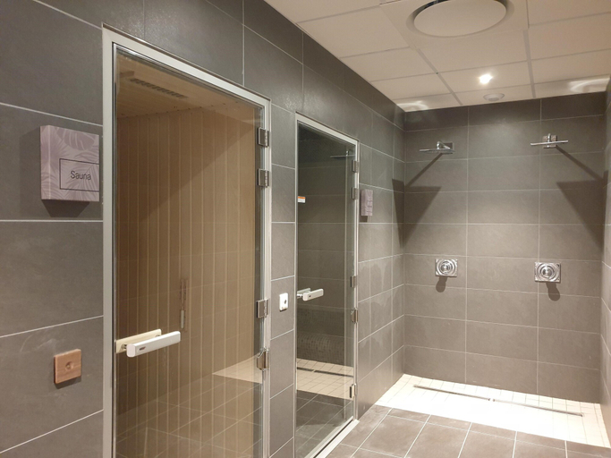 Bathroom 4, Best Western Eden Spa, Calvados