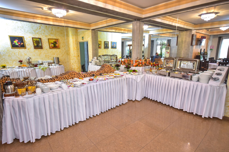 Food & Drinks 5, Hotel Chao, Batumi